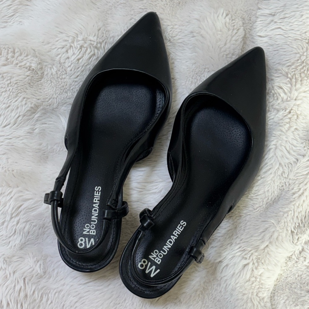°❀ No Boundaries Women's Black Pointed kitten heels °❀